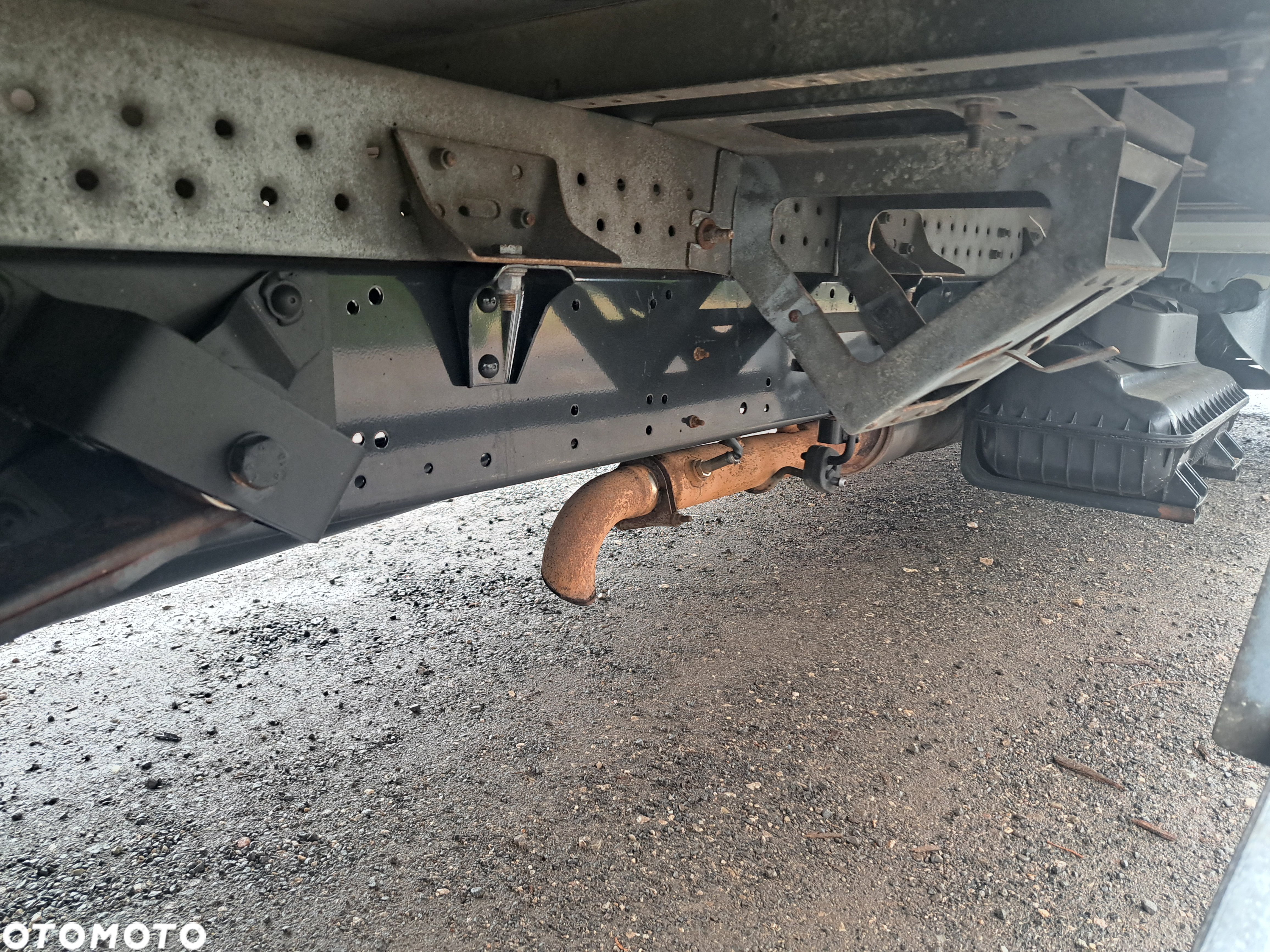 Iveco Daily 35C15 kontener winda klima - 11