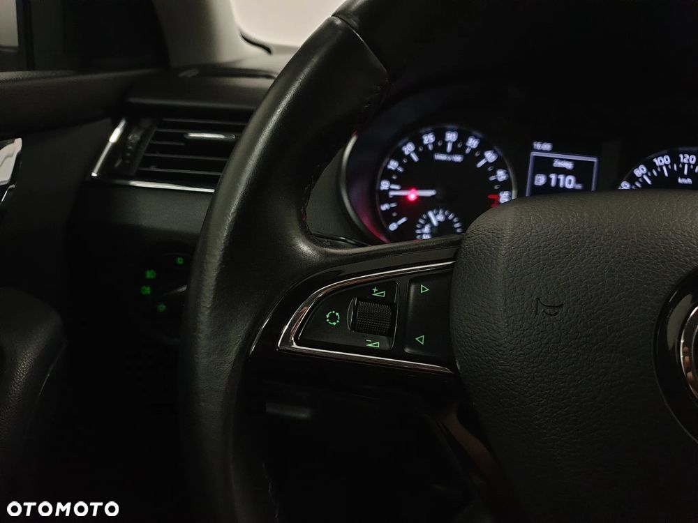 Skoda Octavia 2.0 TDI Style - 33