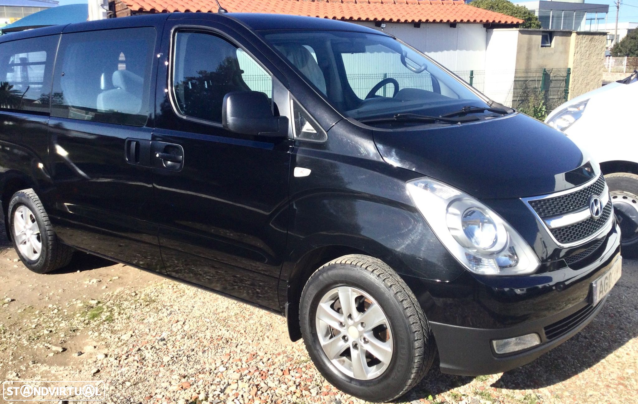 Hyundai H-1 - 3