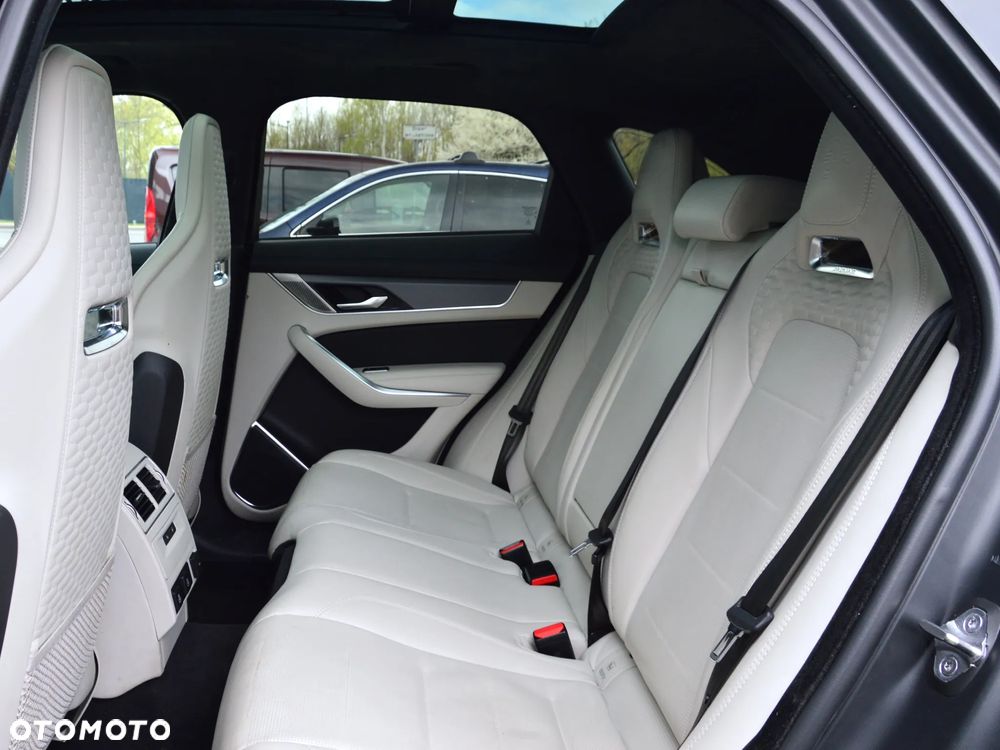 Jaguar F-Pace 5.0 V8 S/C AWD SVR - 15