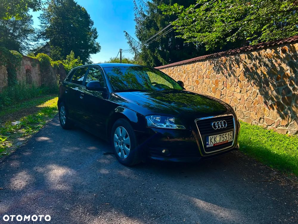 Audi A3 Sportback 1.6 TDI DPF Attraction - 1