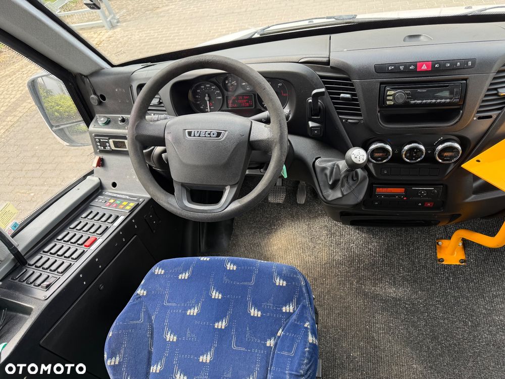 Iveco Rosero First - 14