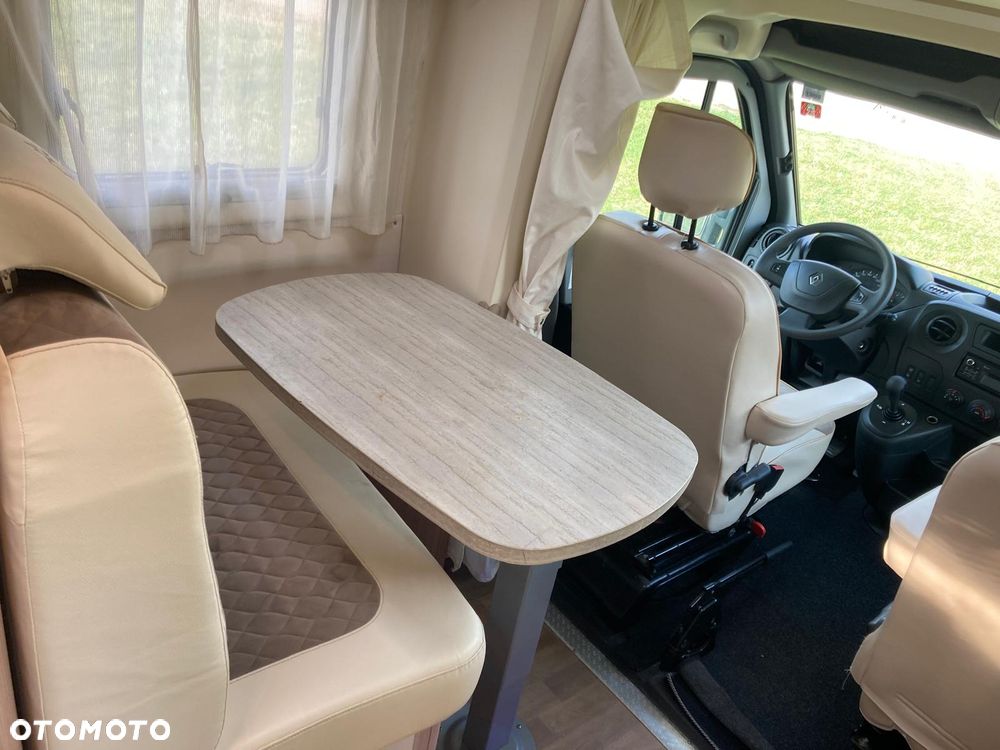 Renault AC A 595 - 170KM - 18