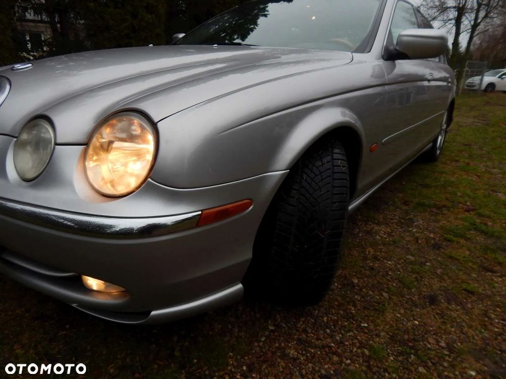 Jaguar S-Type - 2