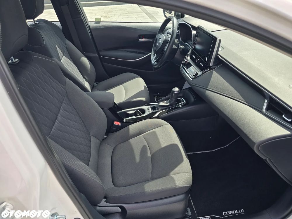 Toyota Corolla - 19