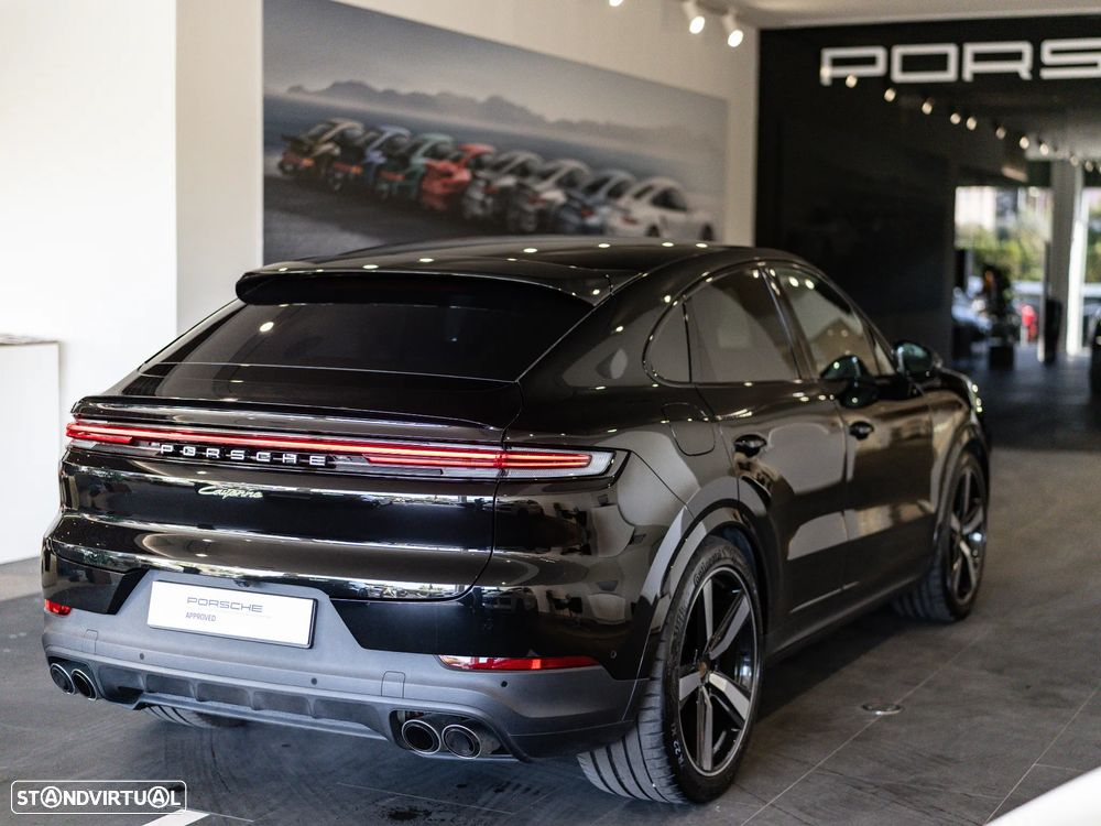 Porsche Cayenne Coupé E-Hybrid - 9