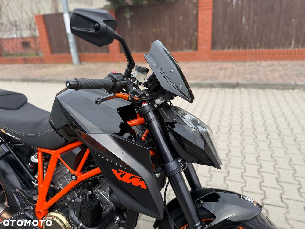 KTM Super Duke - 4