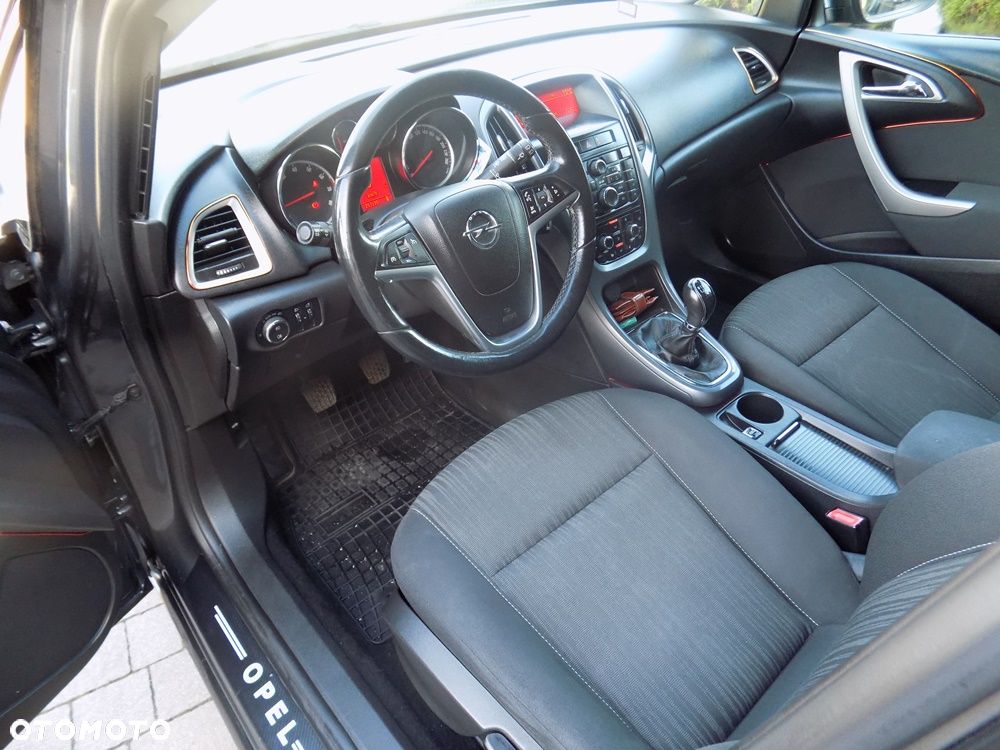 Opel Astra - 13