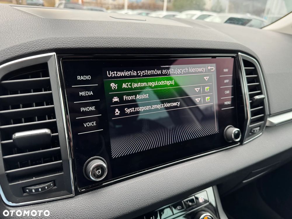 Skoda Karoq 1.5 TSI ACT GPF 4x2 Style DSG - 19