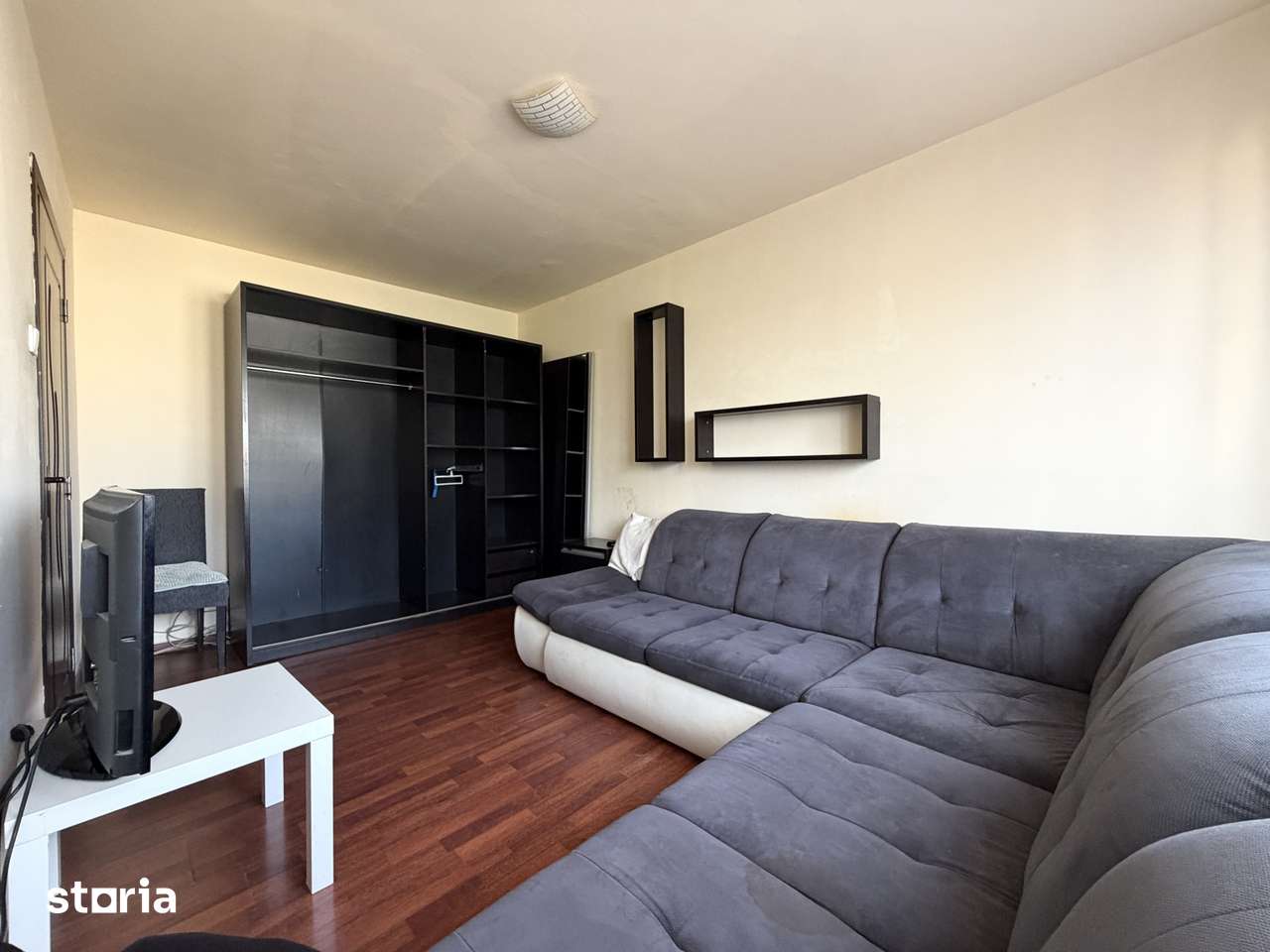 Apartament 3 camere, 69 mp utili, mobilat, utilat, etaj 4 - Cetatii — fotografia 1