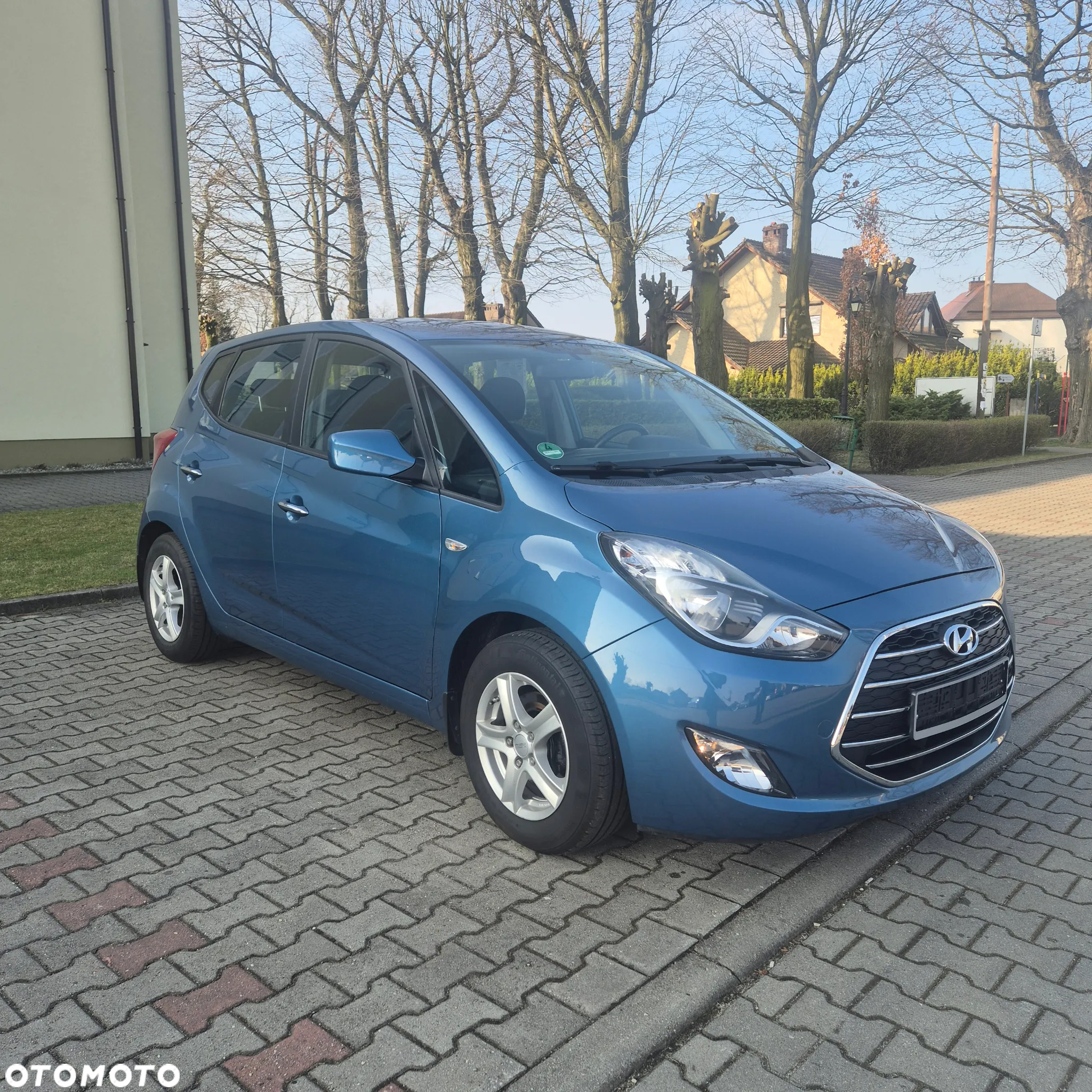 Hyundai ix20 - 3