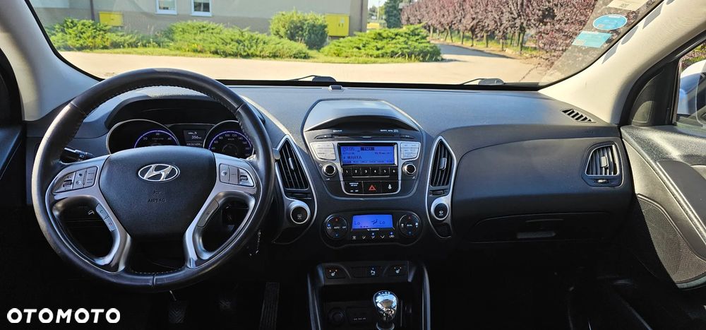 Hyundai ix35 1.7 CRDi 2WD blue Style - 11