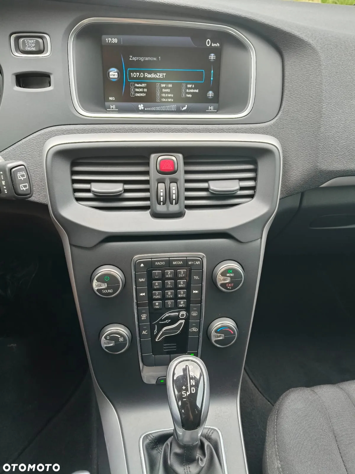 Volvo V40 D2 Summum - 2