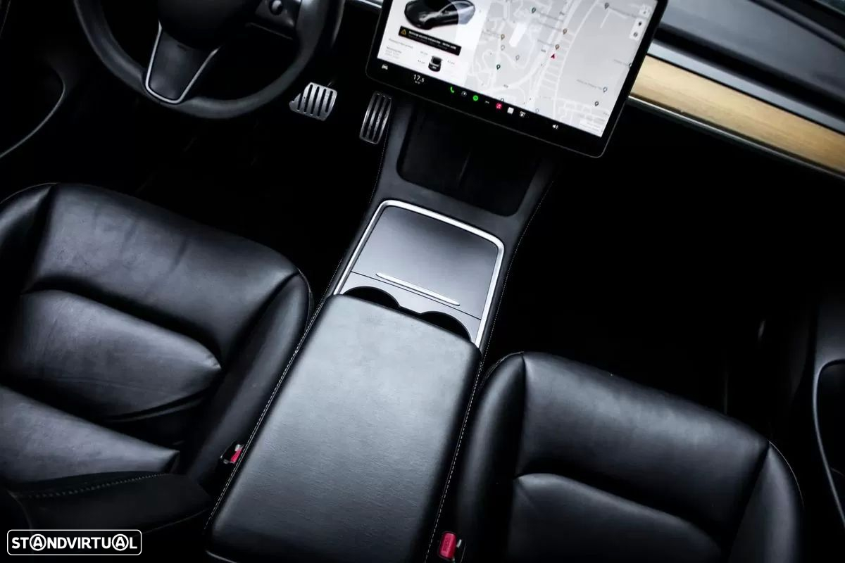 Tesla Model 3 Performance Dual Motor AWD - 27