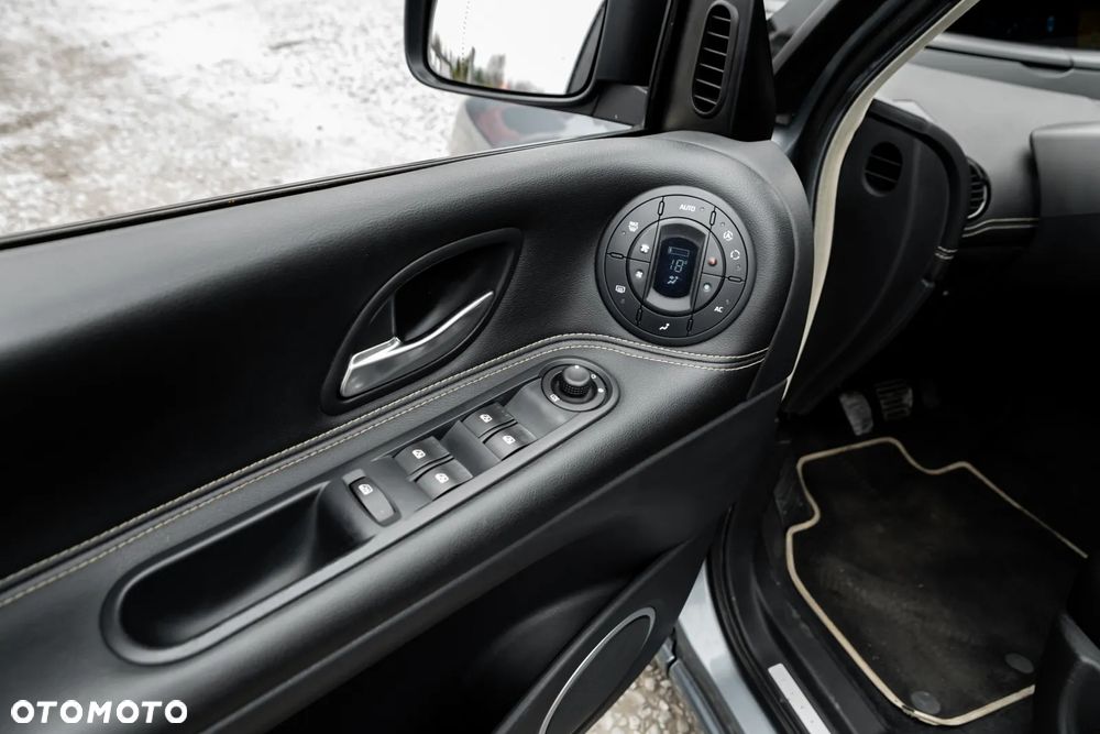 Renault Espace TCe 170 Paris - 18