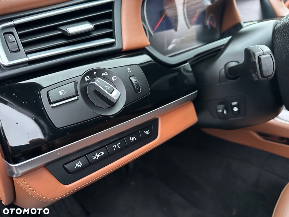 BMW-ALPINA B7 Bi-Turbo Switch-Tronic Allrad Langversion - 14