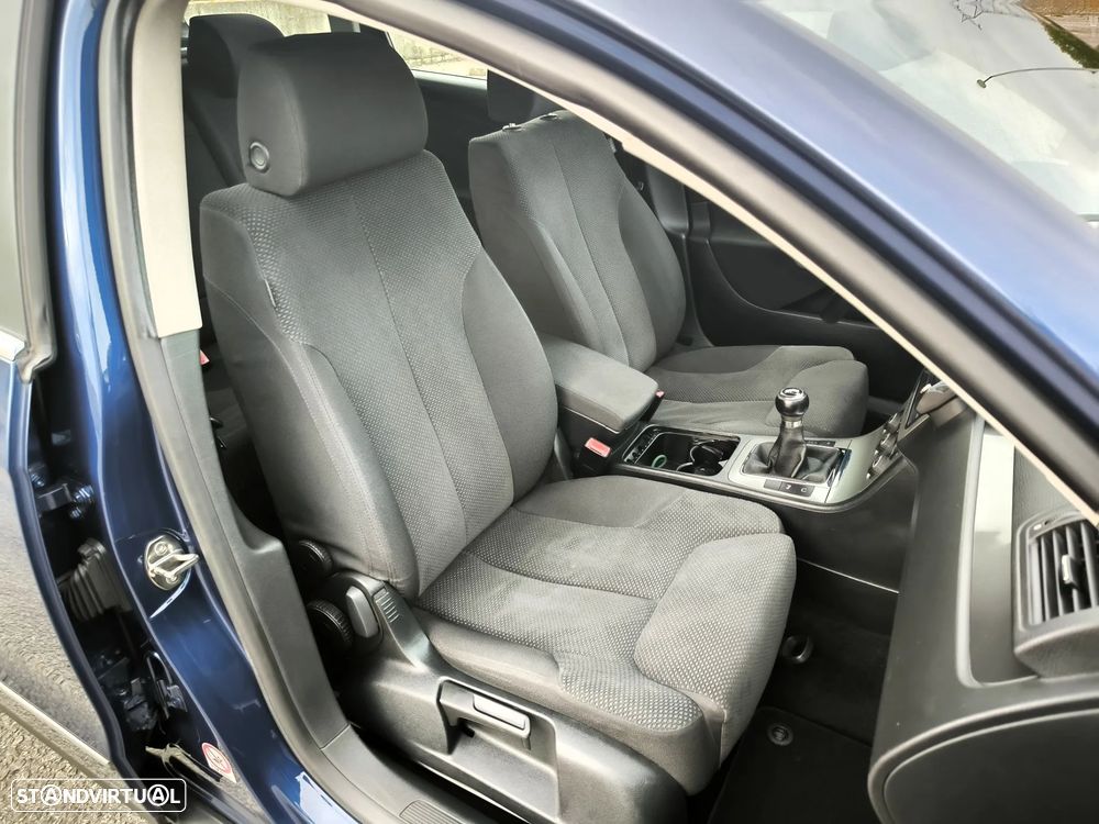 VW Passat Variant 2.0 TDI Confortline - 7