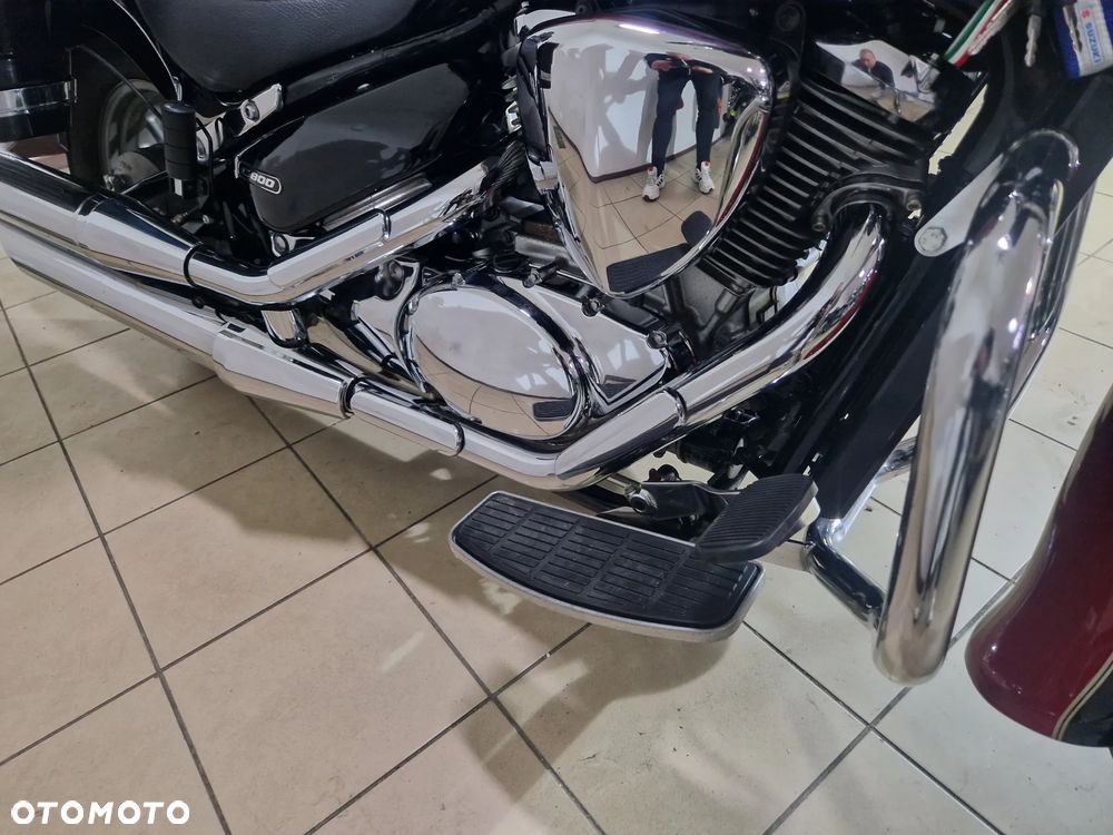 Suzuki VL 800 Volusia - Boulevard C50 - 19