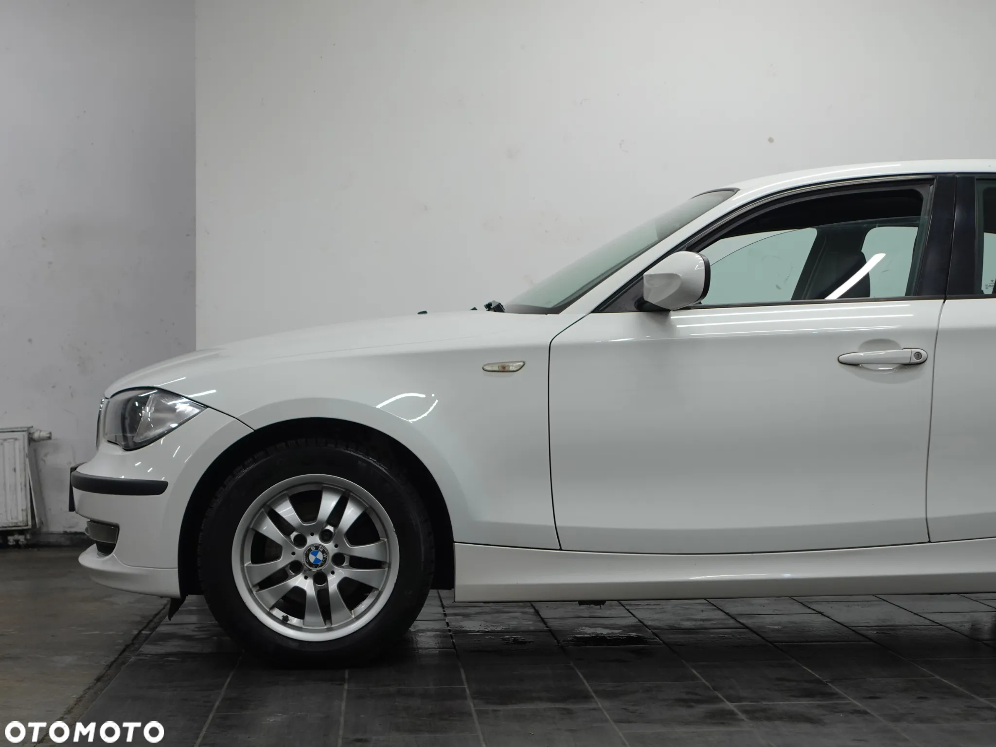 BMW Seria 1 116i - 18