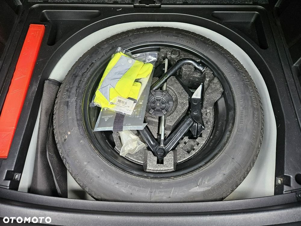 Volvo V40 - 29