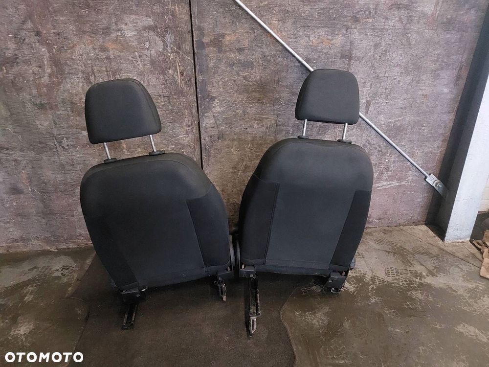 KOMPLET FOTELI LEWY PRAWY PRZÓD KANAPA TYŁ BOCZKI FIAT GRANDE PUNTO I - 8