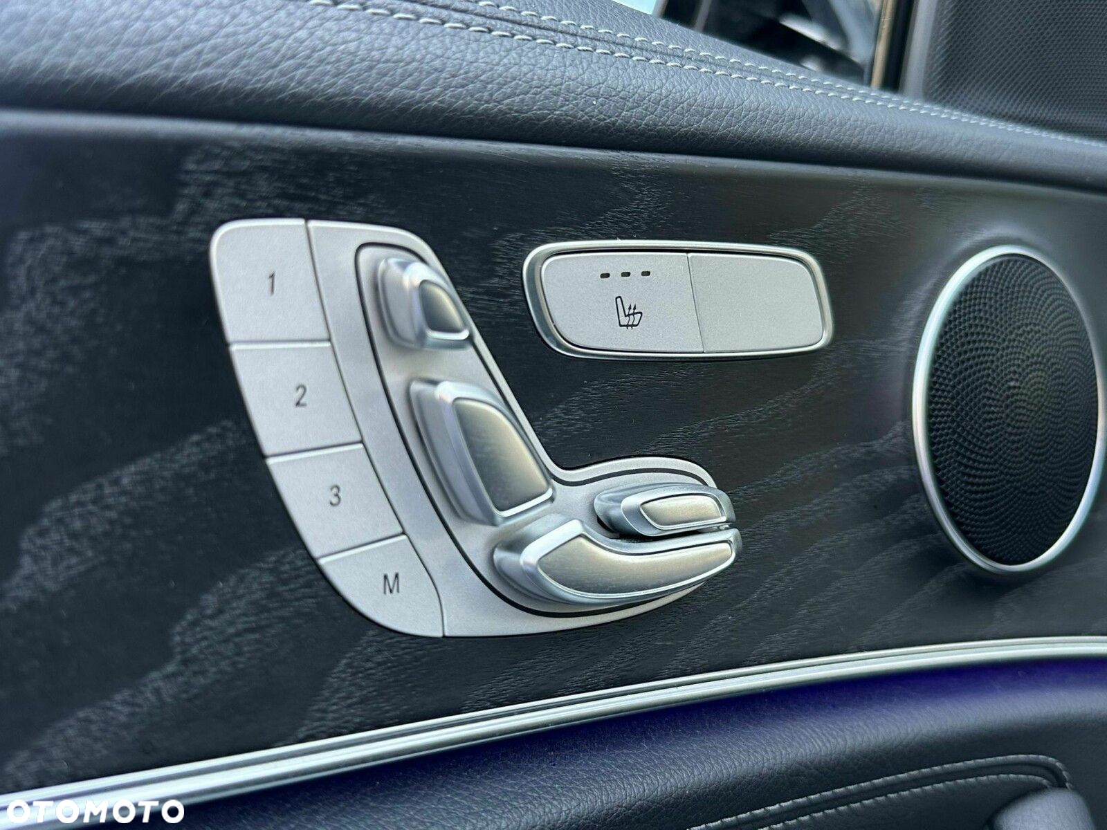 Mercedes-Benz Klasa E - 19