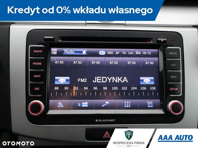 Volkswagen Passat Variant - 13