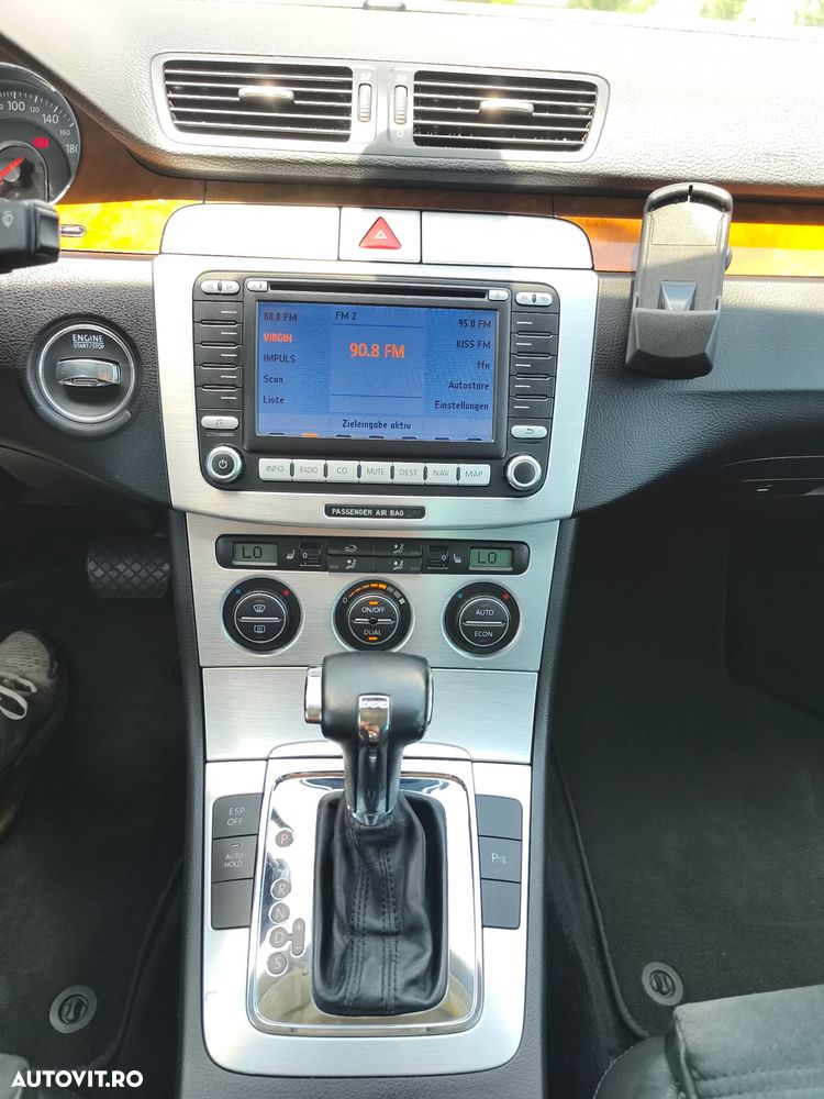 Volkswagen Passat 2.0 TDI DPF DSG Comfortline - 8