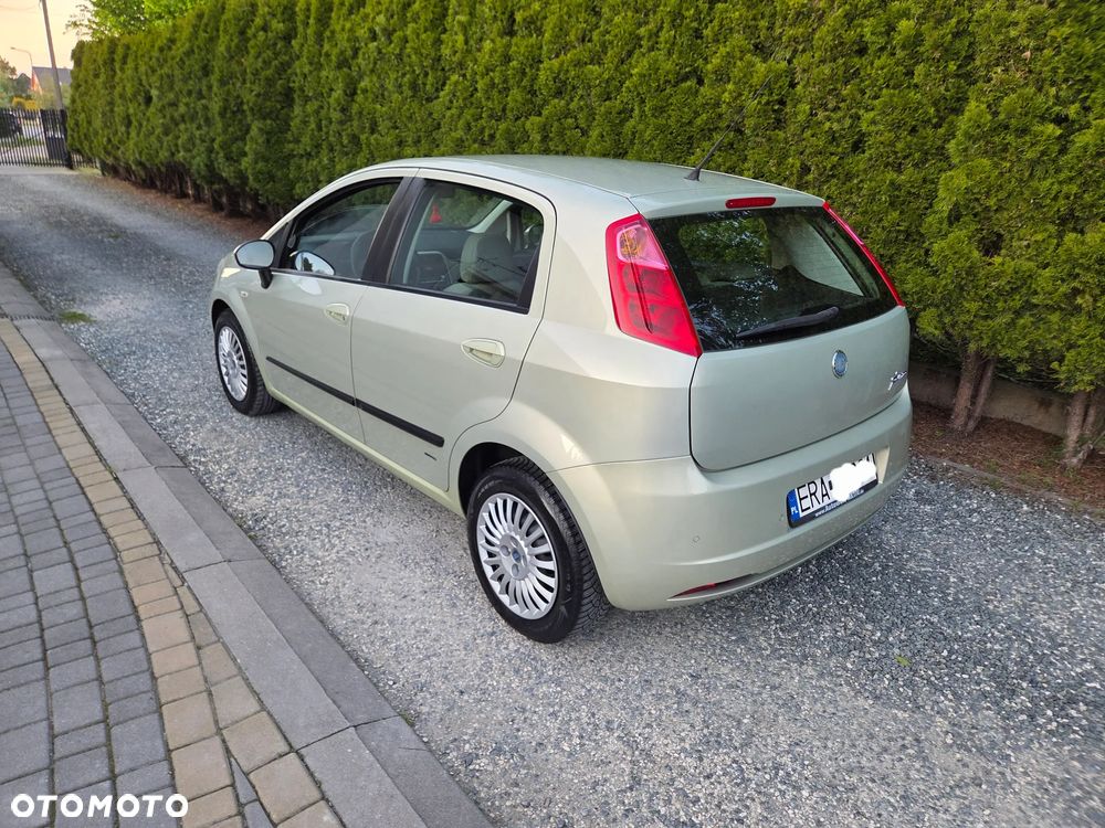 Fiat Grande Punto 1.4 8V Dynamic - 2