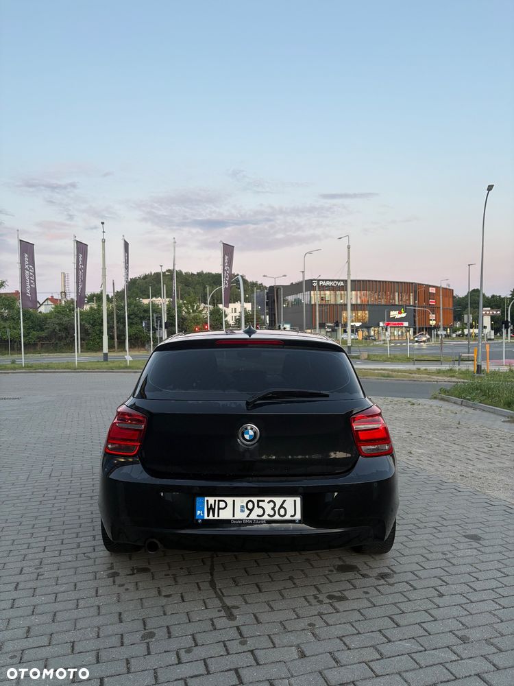BMW Seria 1 116i Sport Line - 4