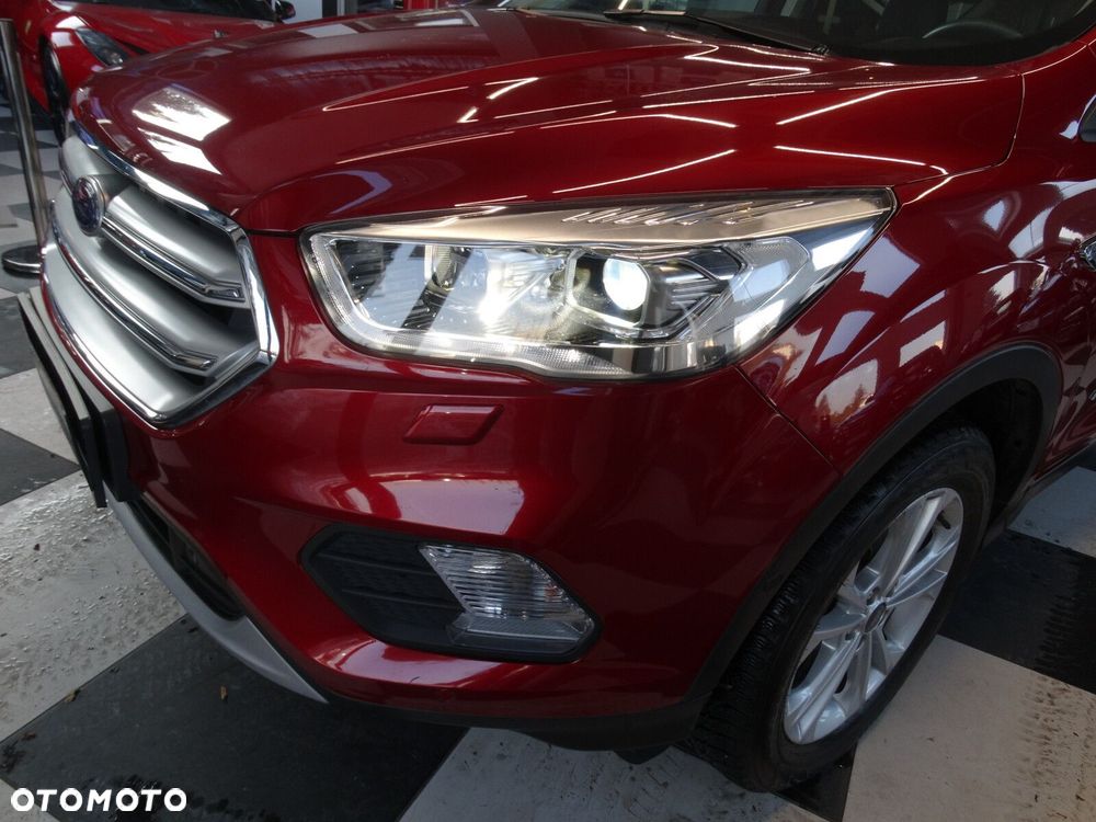 Ford Kuga - 4