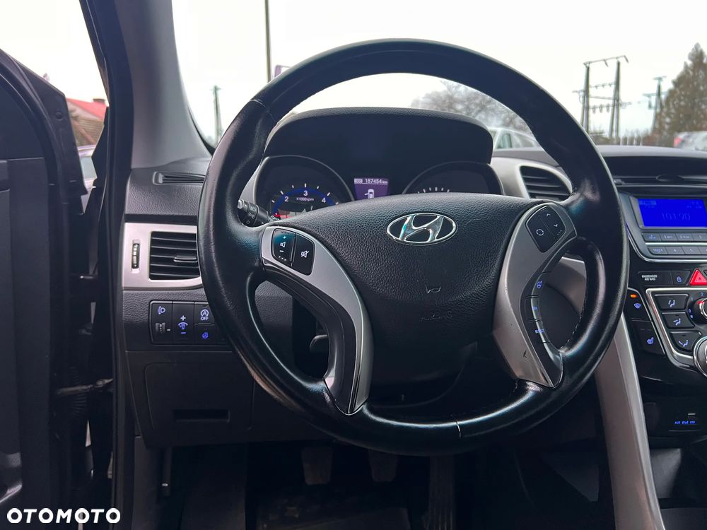 Hyundai i30 1.6 CRDi BlueDrive Comfort - 26