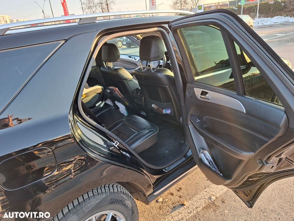 Mercedes-Benz ML - 12