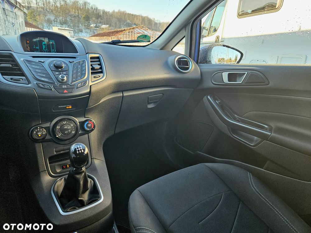 Ford Fiesta - 8
