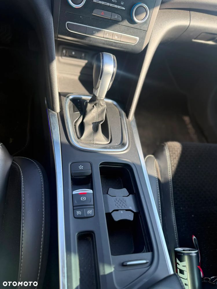 Renault Megane ENERGY TCe 130 EDC LIMITED - 22