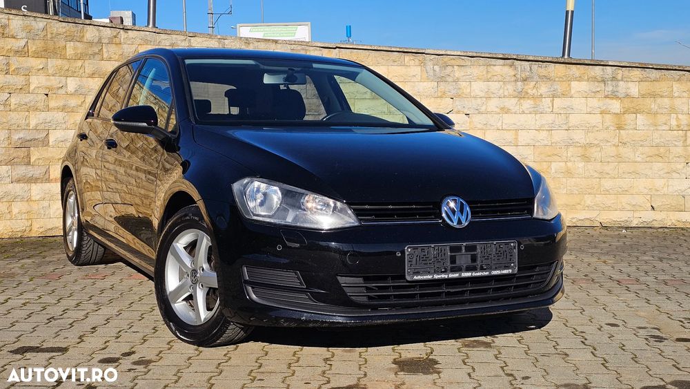 Volkswagen Golf 1.2 TSI BlueMotion Technology Comfortline - 2