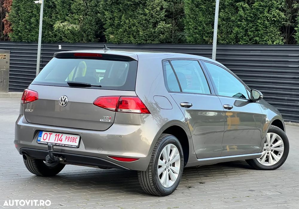 Volkswagen Golf 1.6 TDI (BlueMotion Technology) Comfortline - 4