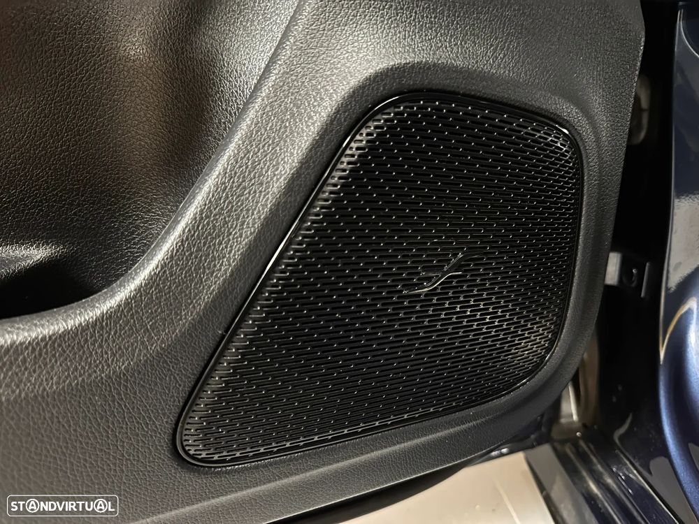 Mercedes-Benz A 35 AMG 4Matic Speedshift DCT 7G Edition 1 - 23