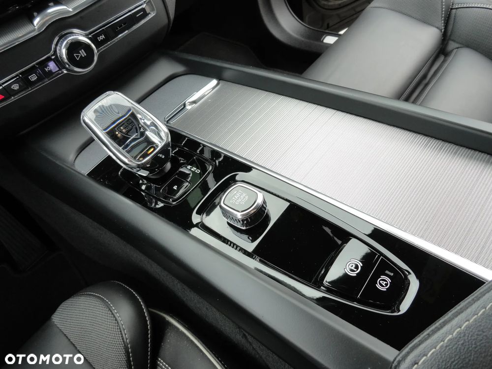 Volvo XC 60 B4 D Geartronic Inscription - 17