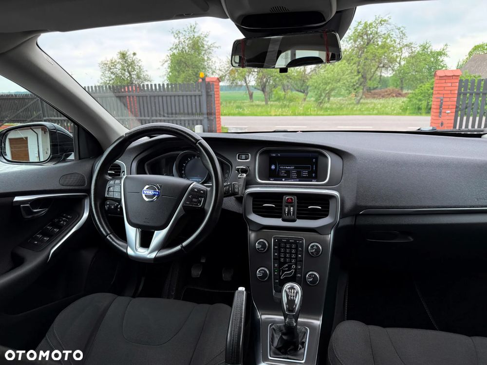 Volvo V40 T3 - 12