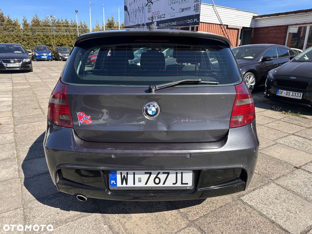 BMW Seria 1 116i - 24