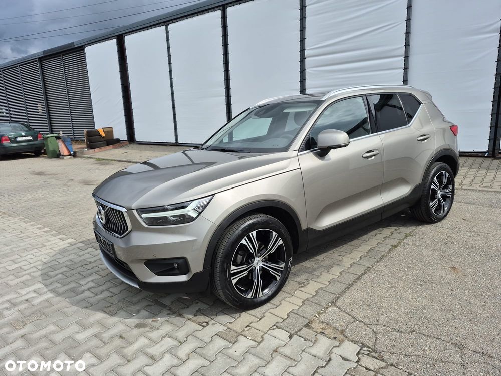 Volvo XC 40 - 4