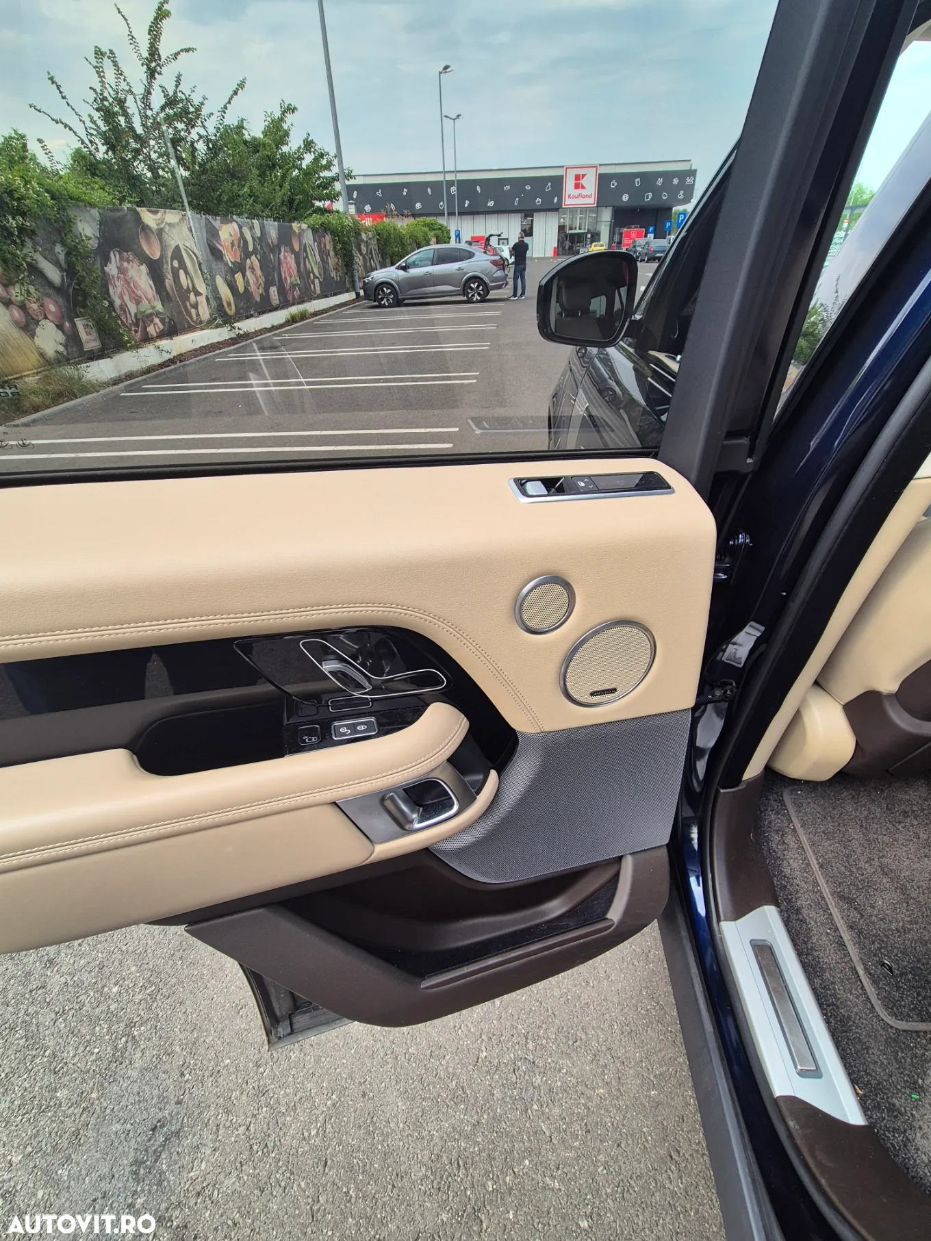 Land Rover Range Rover - 17