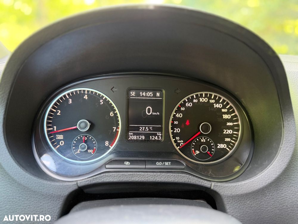 VOLKSWAGEN Polo 2013 — imagine 10