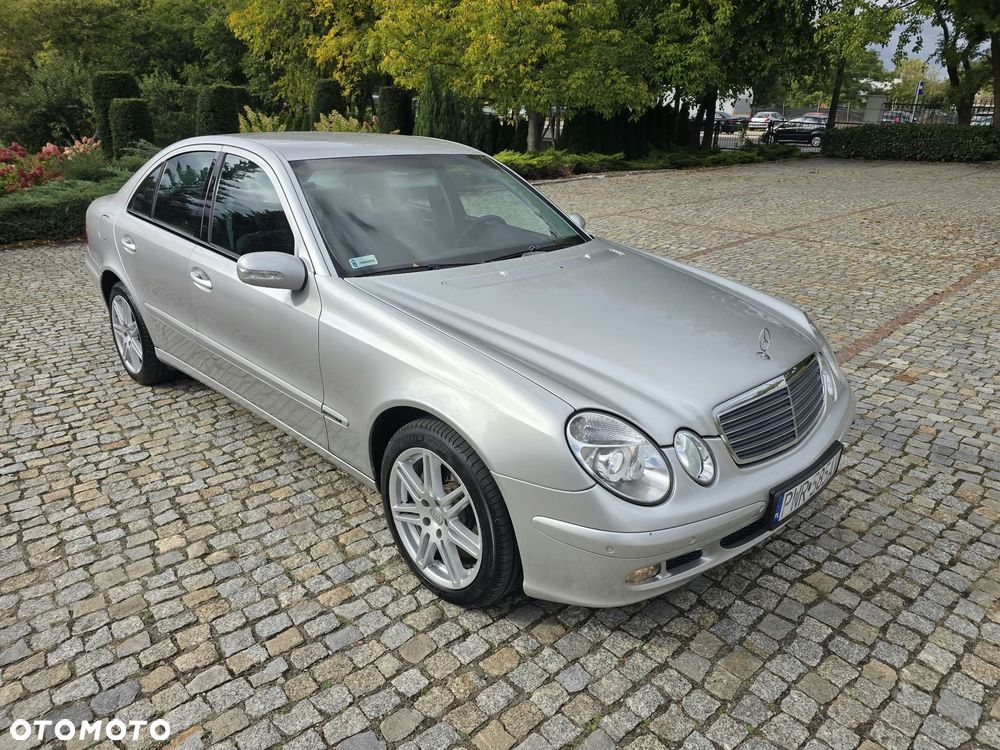 Mercedes-Benz Klasa E - 24