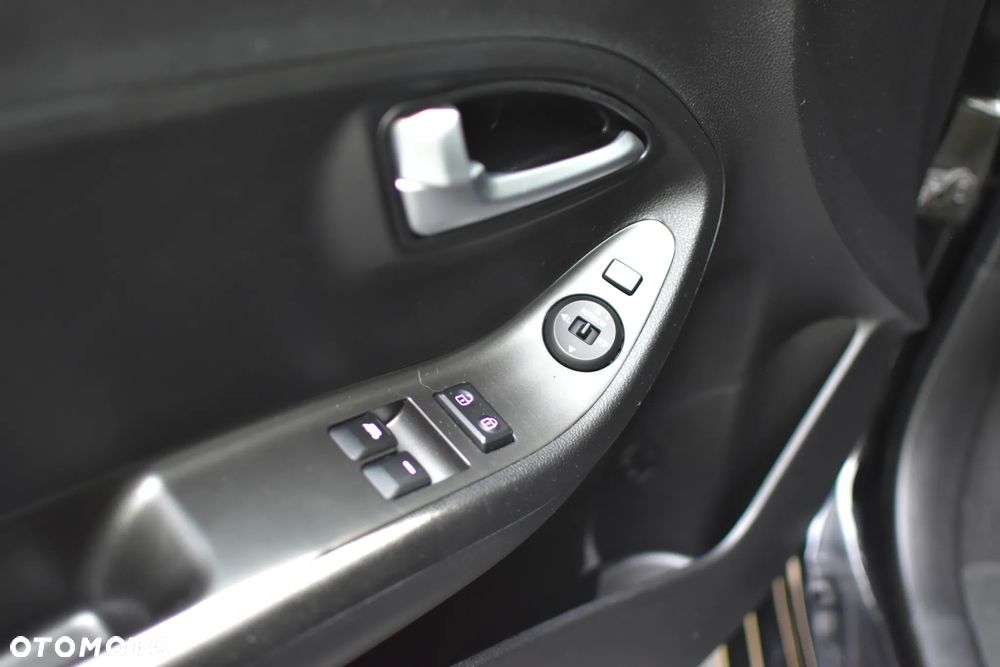 Kia Picanto 1.2 Dream Team Edition - 17