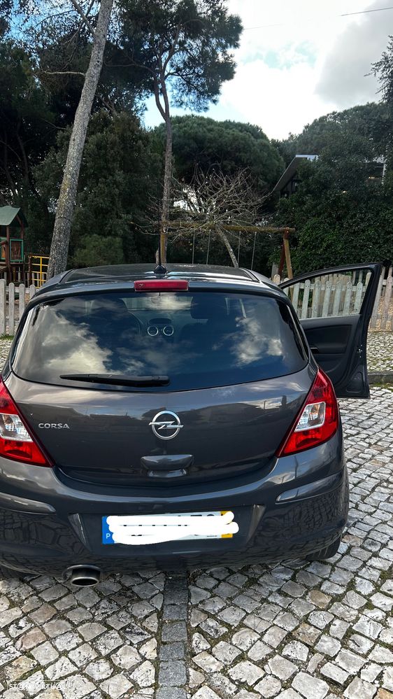 Opel Corsa 1.2 Go! - 1