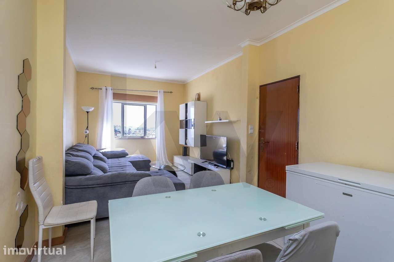 Apartamento T2 com arrecadação e elevador - Cacém/Agualva - Grande imagem: 4/28