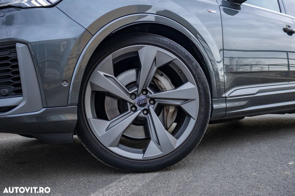 Audi Q7 - 7