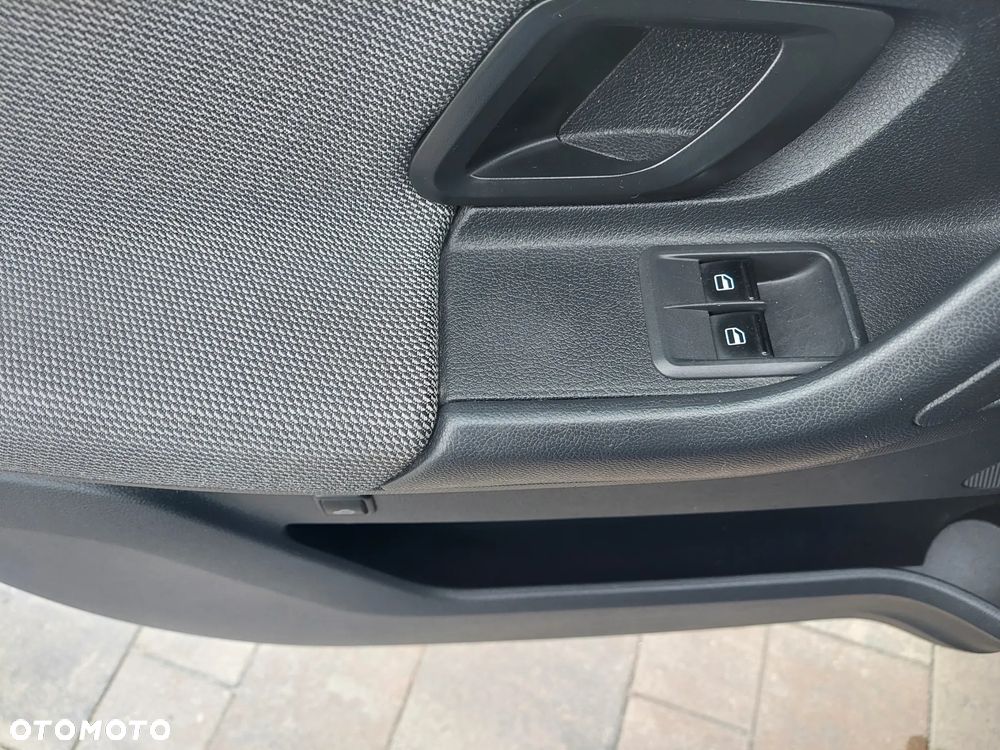 Skoda Fabia 1.2 TSI Active Plus - 12